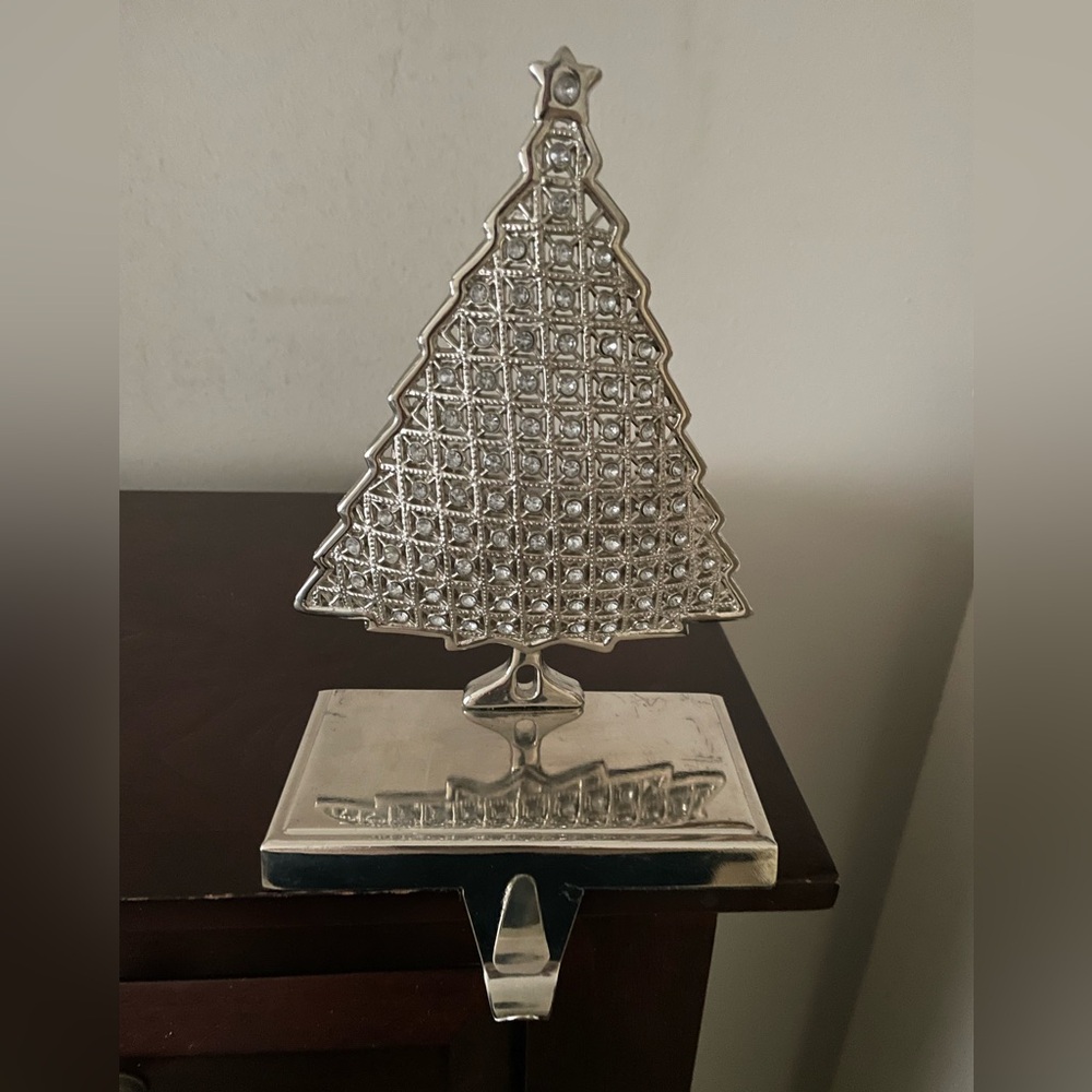 NWOT Christmas tree mantle stocking hanger
